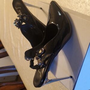 Brand new Black heel shoes super elegant and very light ✨️